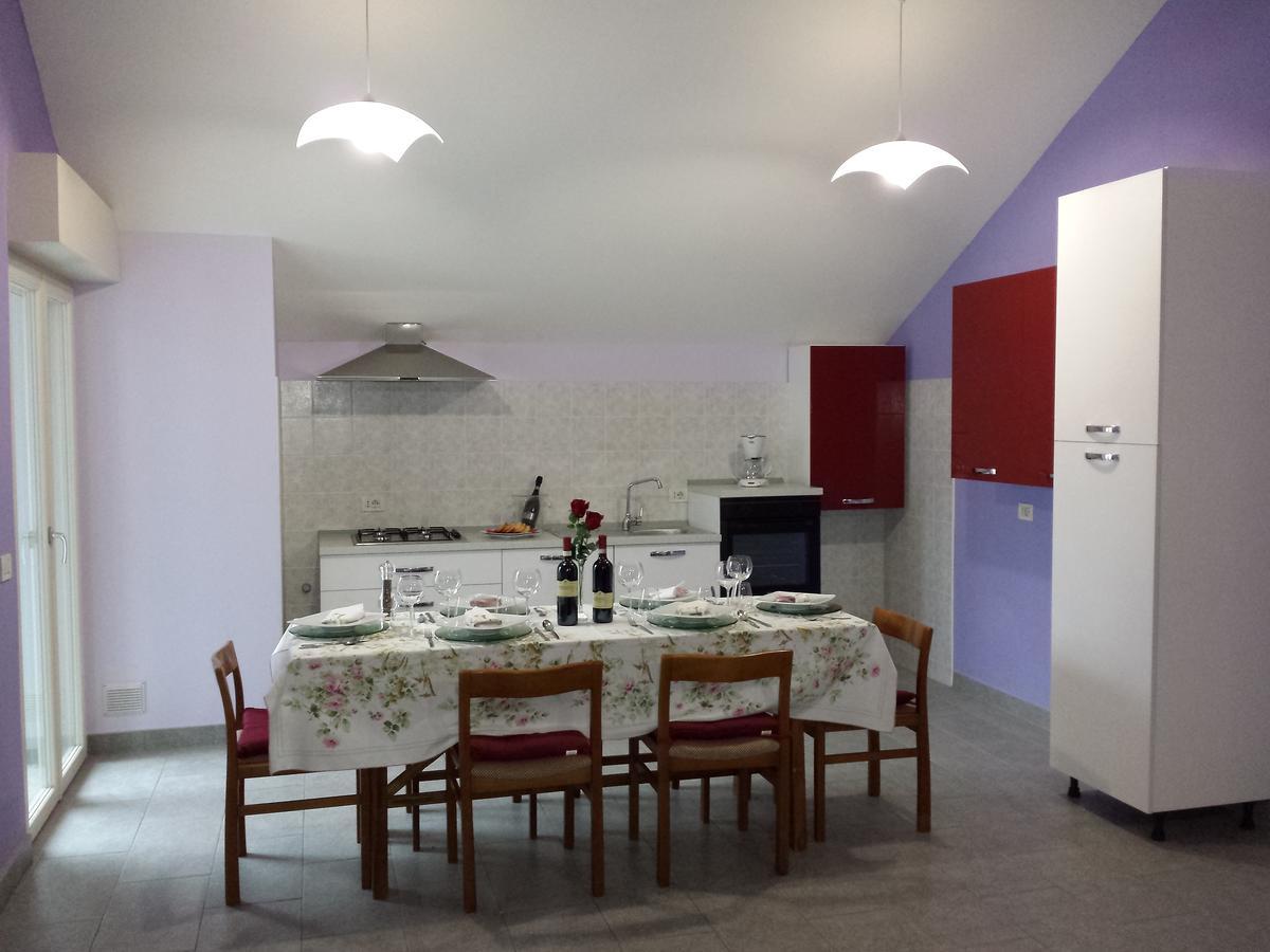 Appartamento Due Viali กันโนบีโอ ภายนอก รูปภาพ